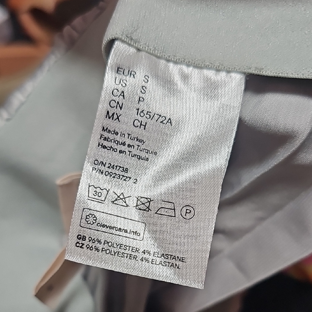 H&M Shiny Silver A-Line Skirt - Picture 5 of 6
